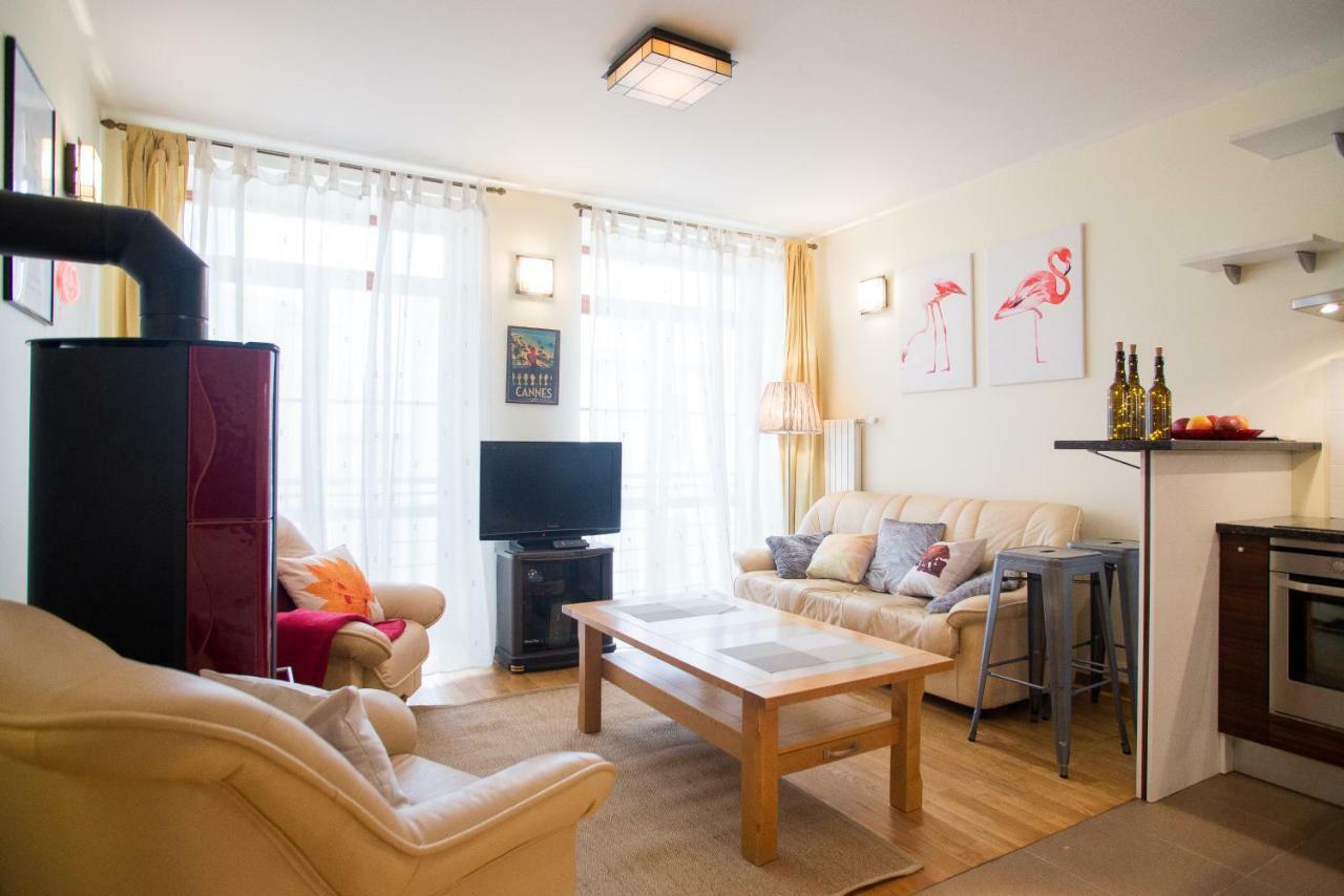 Old Riga Park Studio Apartment Luaran gambar